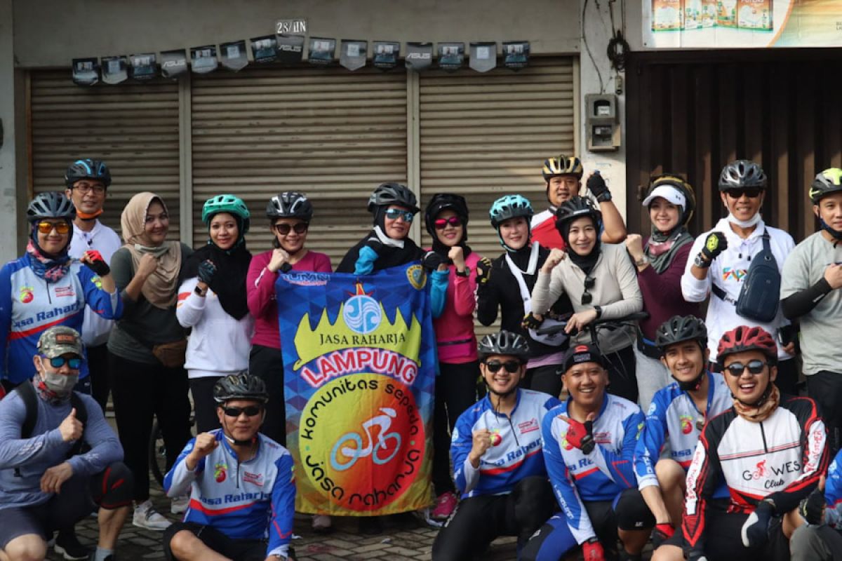 Jasa Raharja Lampung bersepeda melawan COVID-19
