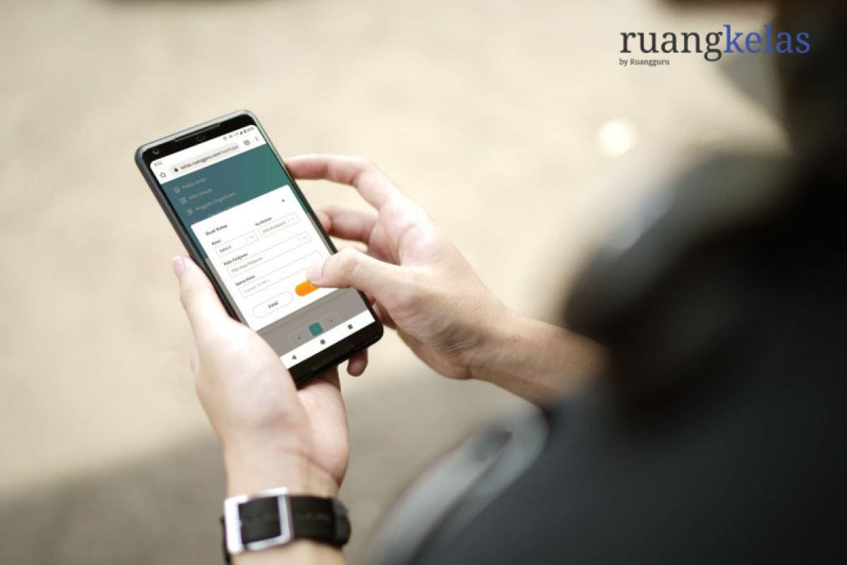 Ruangguru hadirkan fitur gratis dukung PJJ