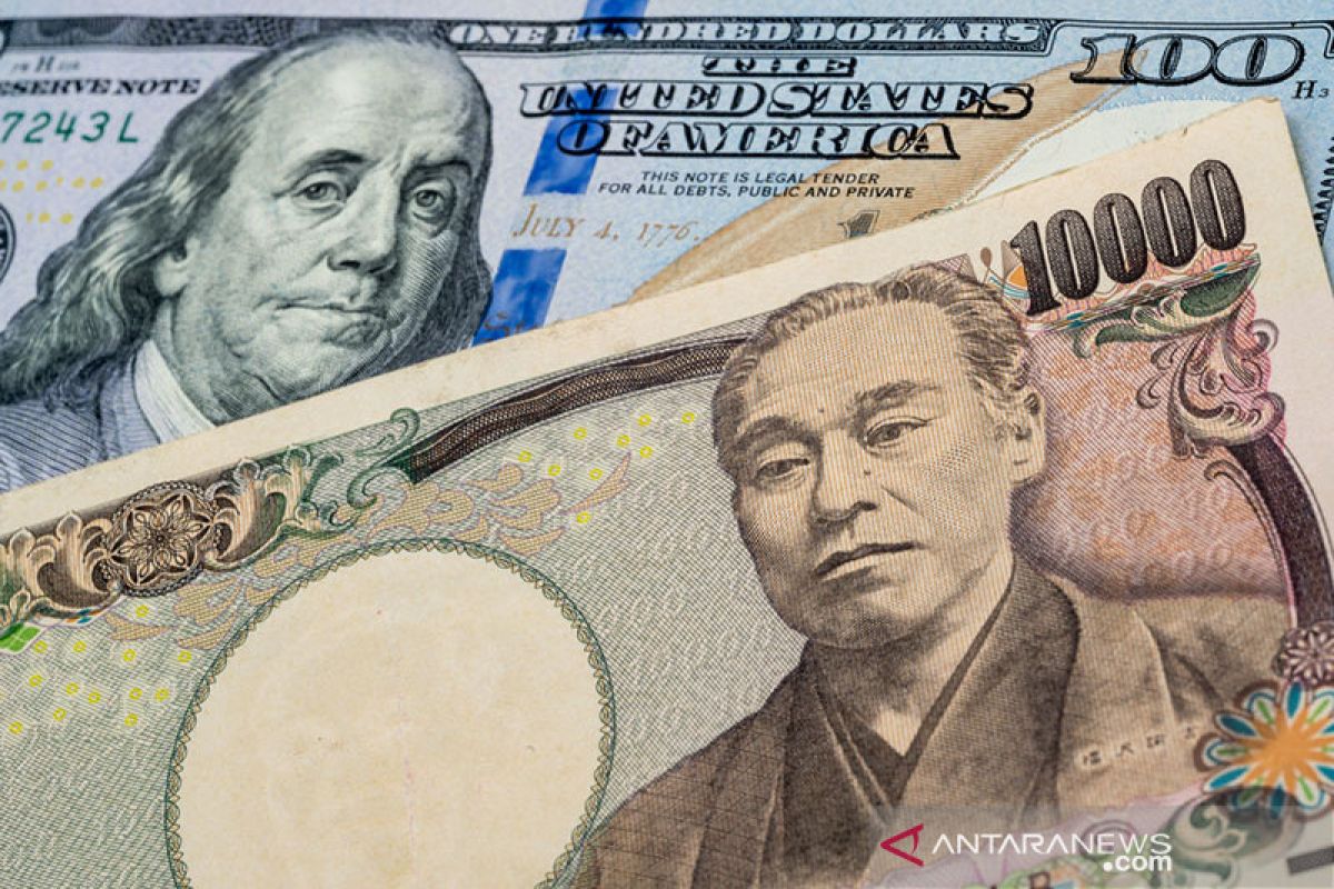 Menguat, dolar AS diperdagangkan pada paruh bawah 105 yen di Tokyo