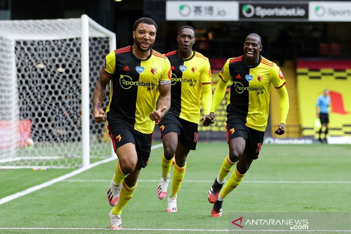 Dua penalti antar Watford bangkit tundukkan Newcastle 2-1