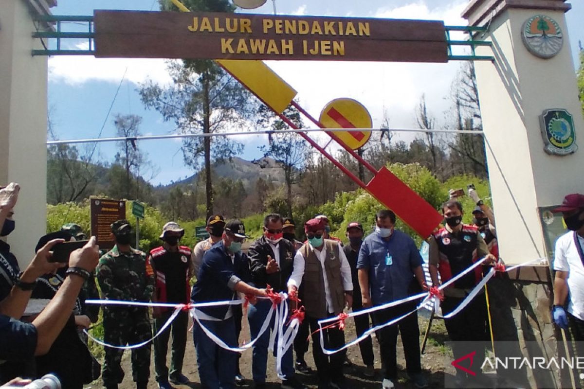 Wisata Kawah Ijen Banyuwangi dibuka kembali