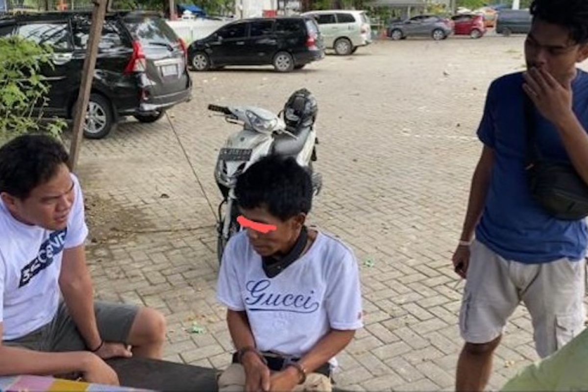 Ketahuan curi motor gara-gara kunci T terjatuh, seorang residivis  dibekuk di Pasar Raya