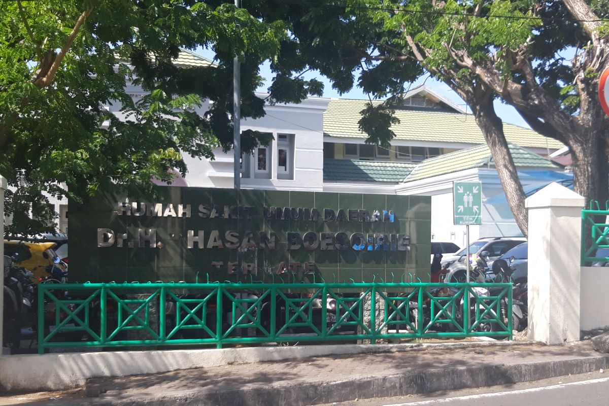 Perpustakaan Nasonal salurkan bantuan kepada dua RSU di Malut