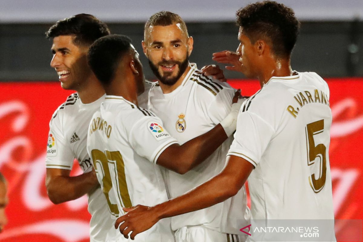 Madrid kokoh di puncak klasemen setetelah tekuk Alaves 2-0