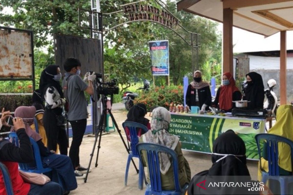 Cegah Corona, Mahasiswa UMM latih warga buat jamu Empon-empon jaga daya tahan tubuh