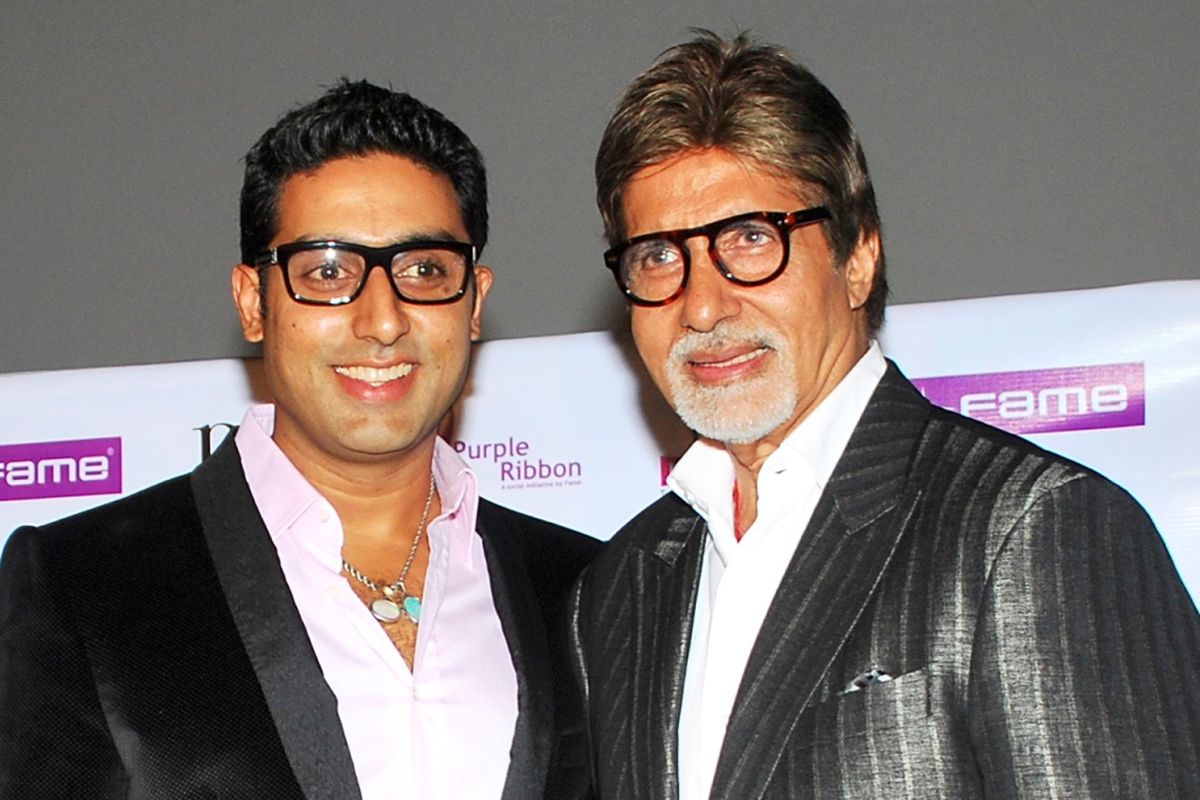 Amitabh Bachchan dan putranya positif corona