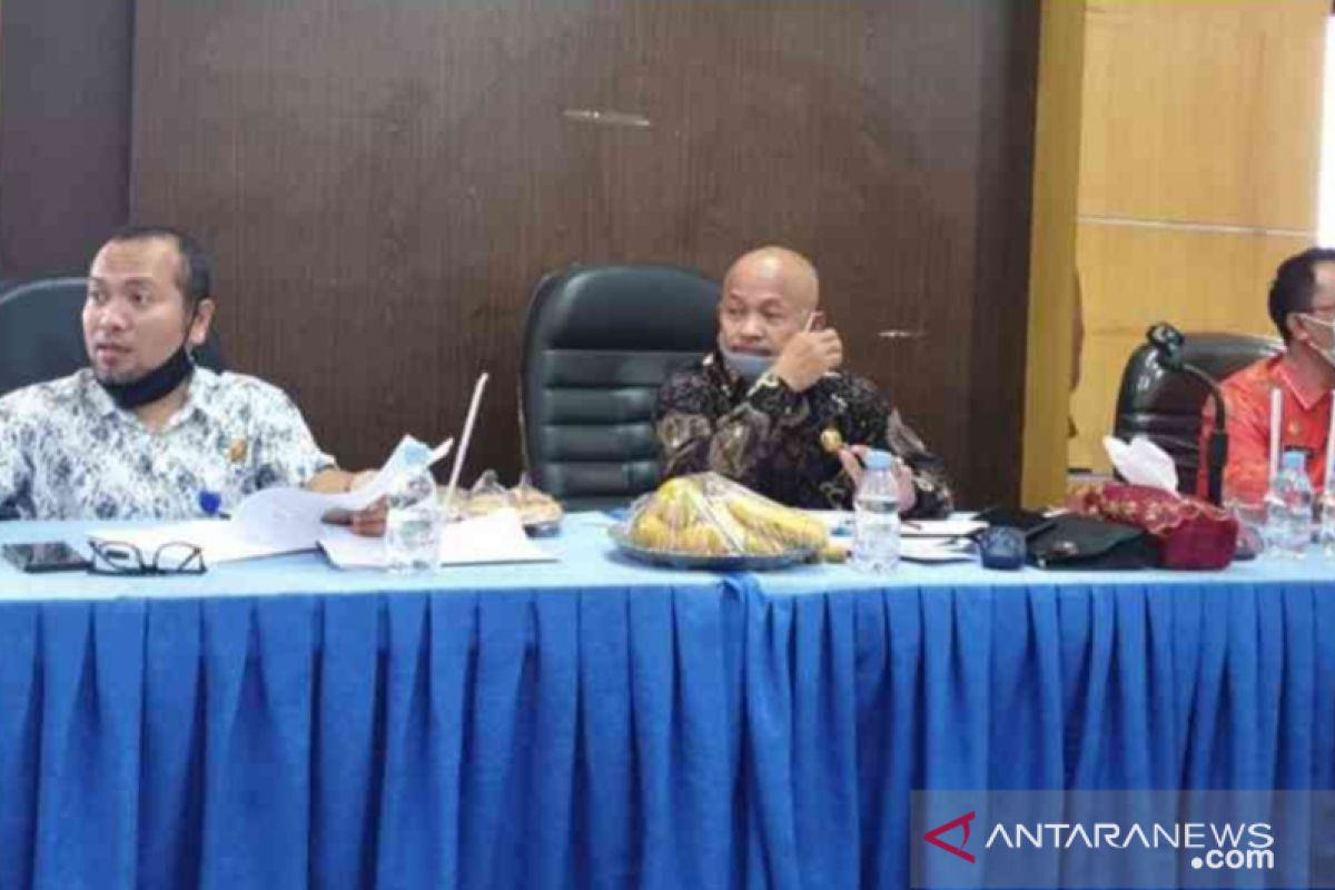 DPRD Bekasi cek sejumlah desa kesiapan perubahan administrasi penduduk