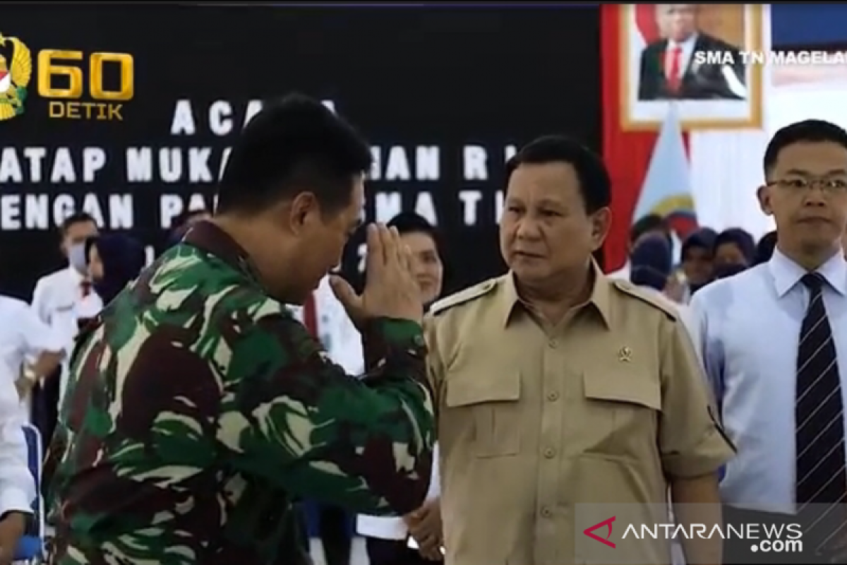 Prabowo Subianto bekali kepemimpinan pada pendidik Taruna Nusantara