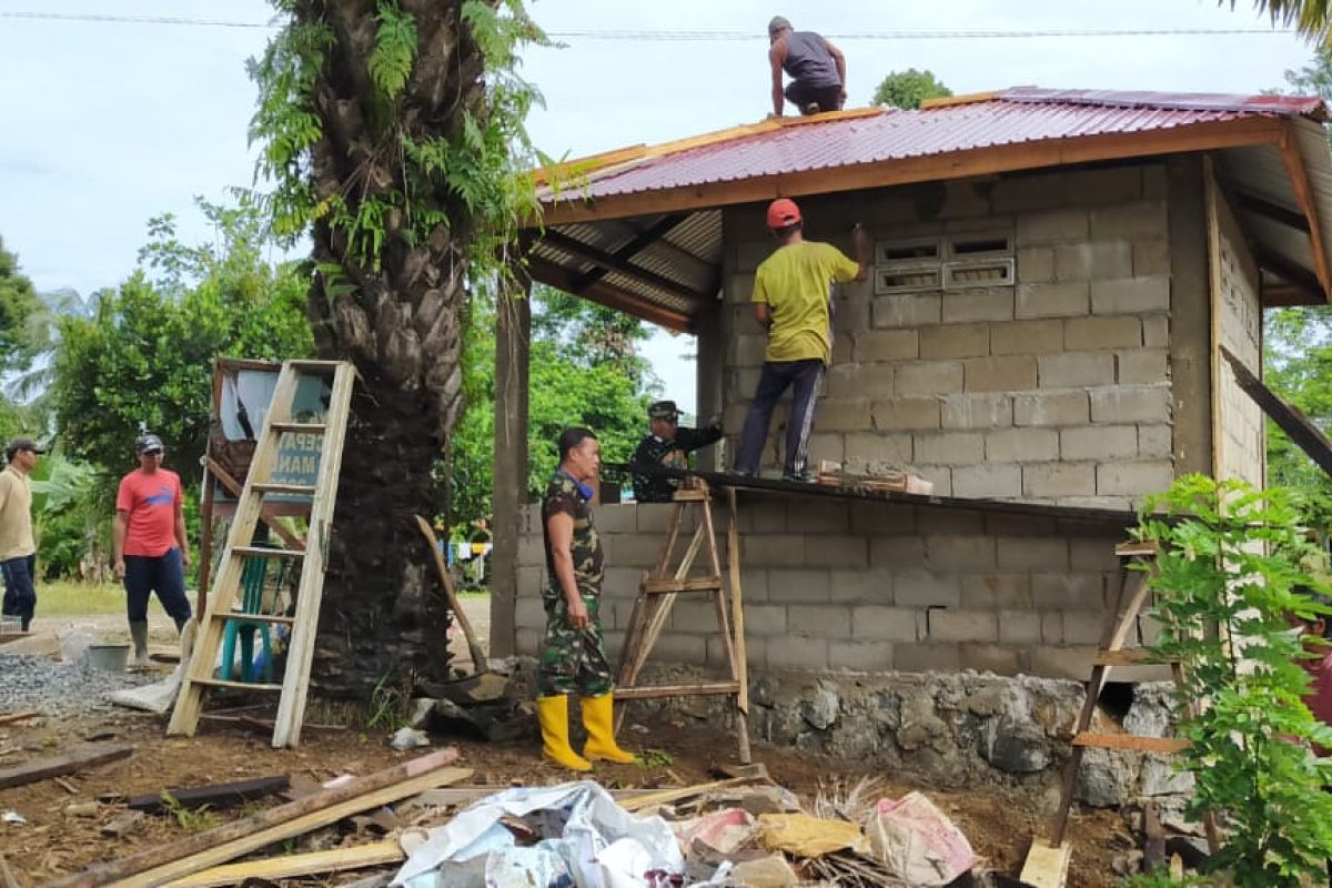 Satgas TMMD kebut pembangunan Pos Kamling desa