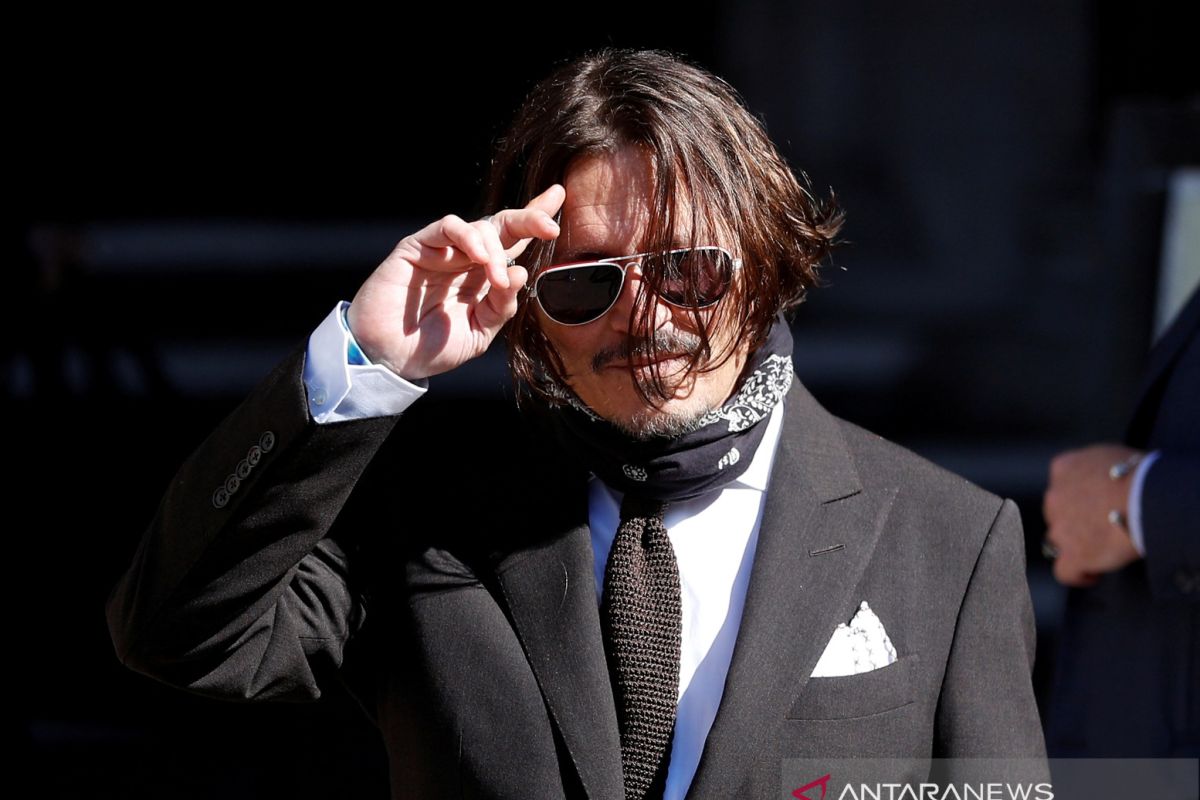 Johnny Depp klaim dirinya jadi korban 