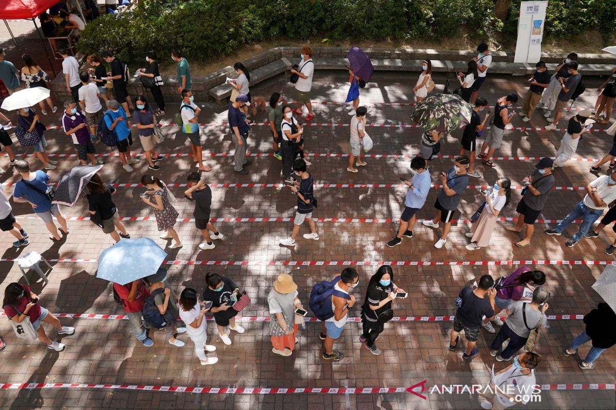 Hong Kong wajibkan penggunaan masker di semua area publik tertutup