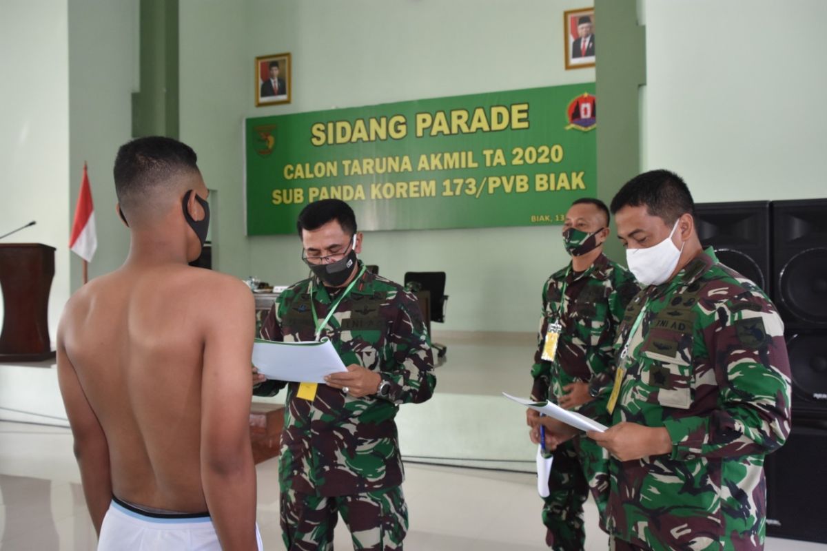 Danrem Biak pimpin sidang parade 17 calon taruna Akmil