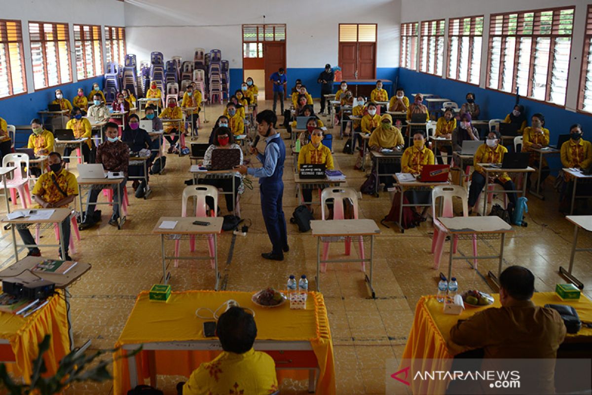 Pelatihan guru pembuatan video pembelajaran