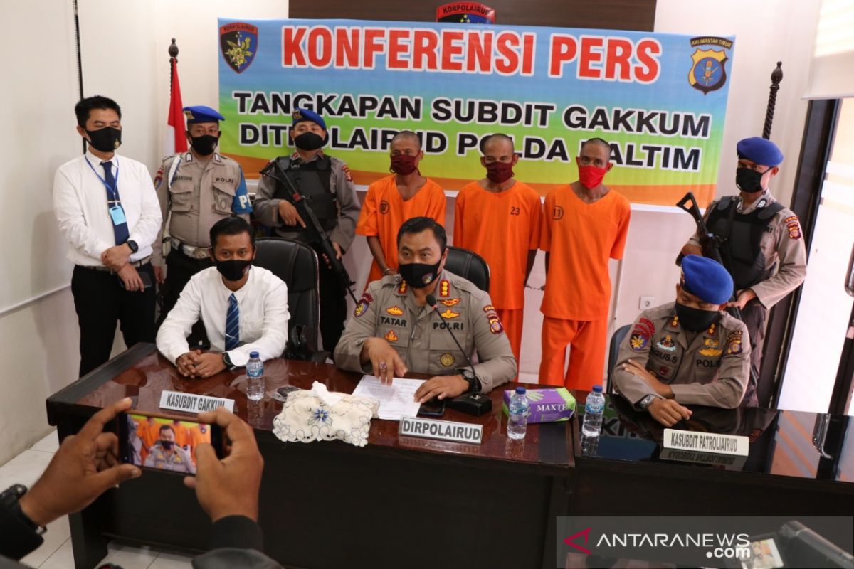 Polisi Perairan tangkap tiga pencuri tali kapal di Kaltim