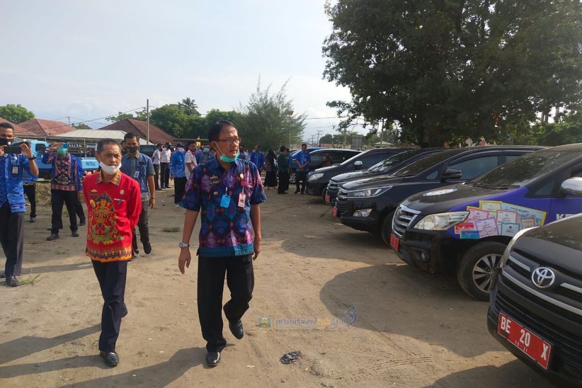 Bupati Pesisir Barat gelar apel kendaraan dinas