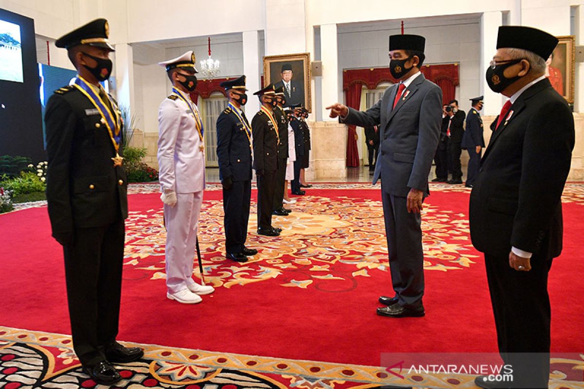 Presiden Jokowi sebut tantangan kejahatan yang dihadapi Polisi ke depan sangat berat