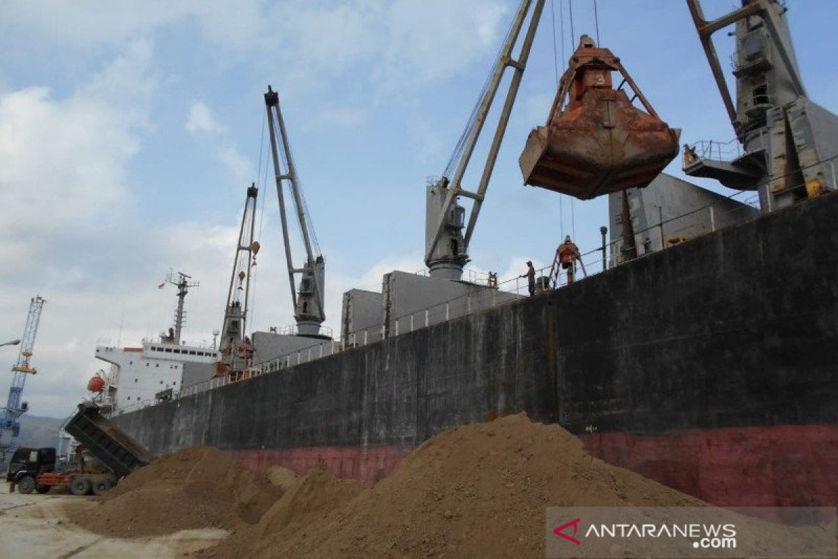 Ekspor tanah pozzolan dari Aceh dihentikan karena COVID-19
