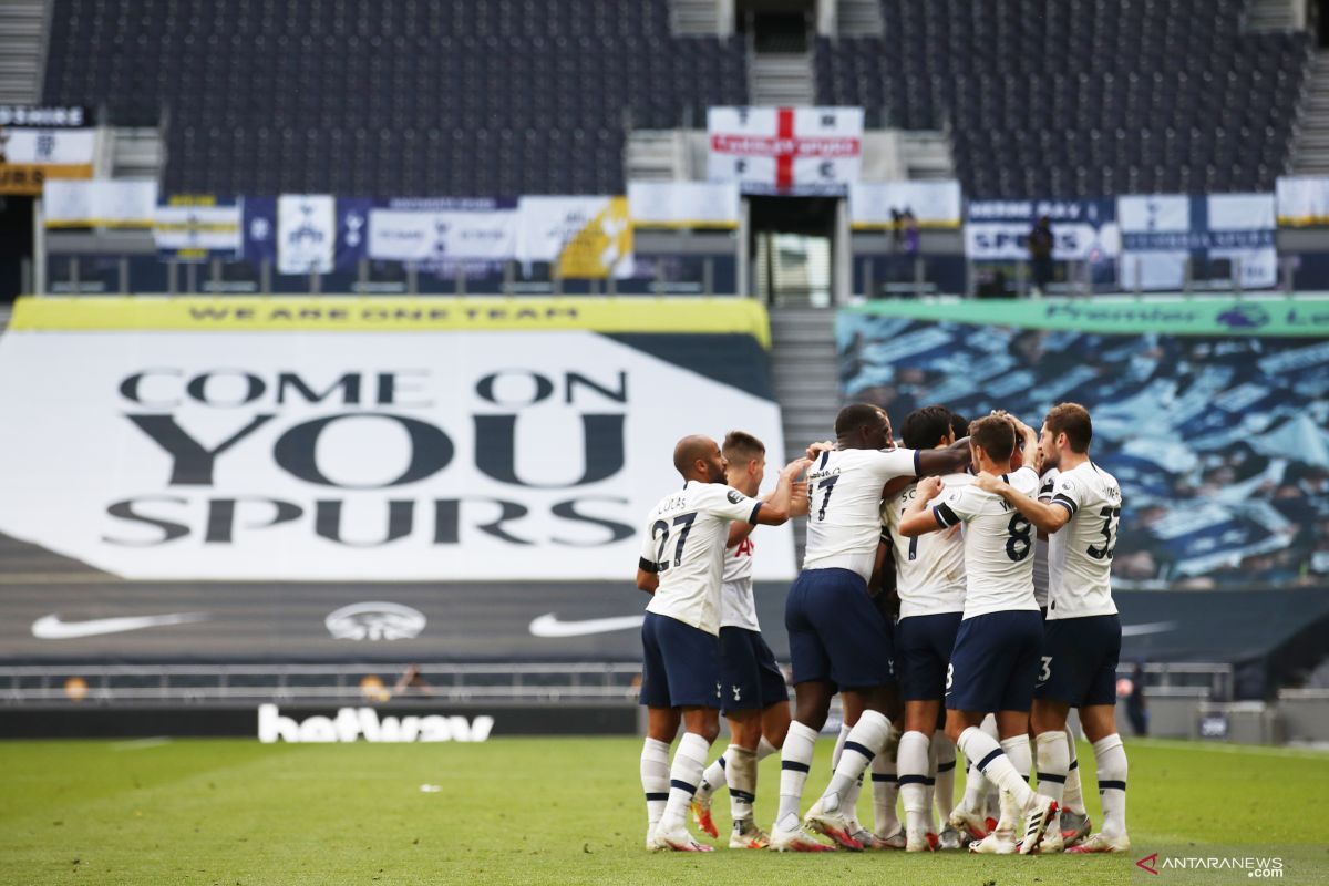 Ben Davies: Tottenham lebih taktis di bawah Mourinho