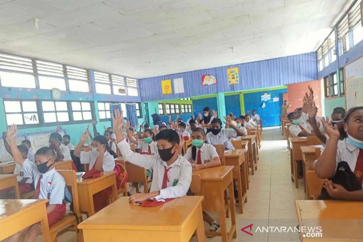 Disdik Jayawijaya belum anjurkan siswa belajar tatap muka di sekolah