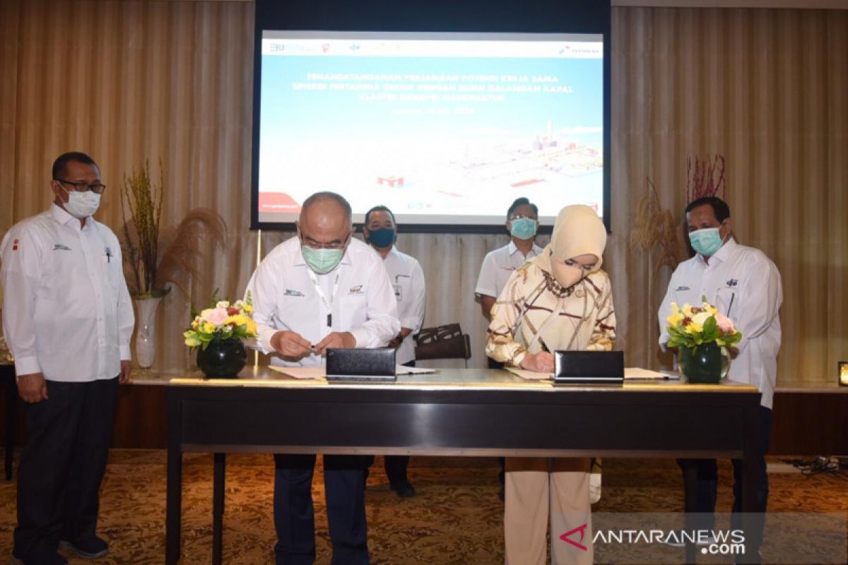 Three shipyard firms, Pertamina ink deals on ship construction