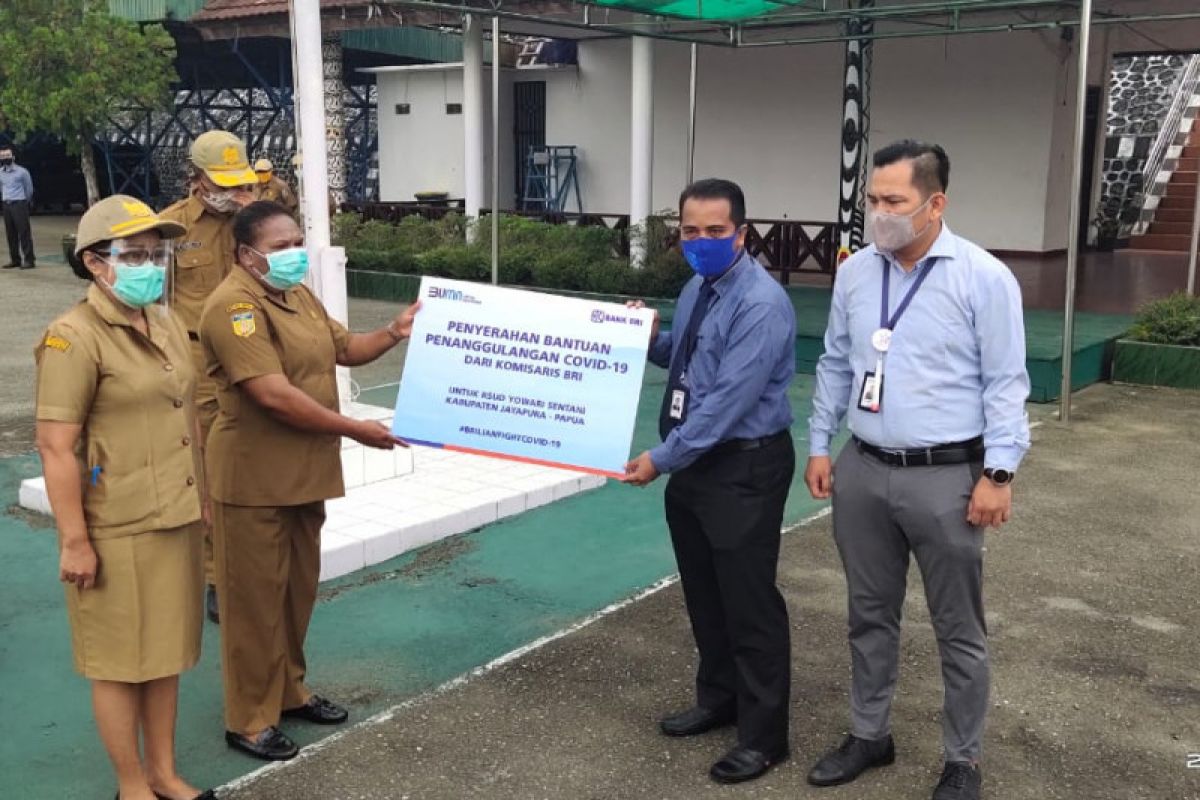 BRI salurkan bantuan Rp100 juta ke RSUD Jayapura untuk pencegahan COVID-19
