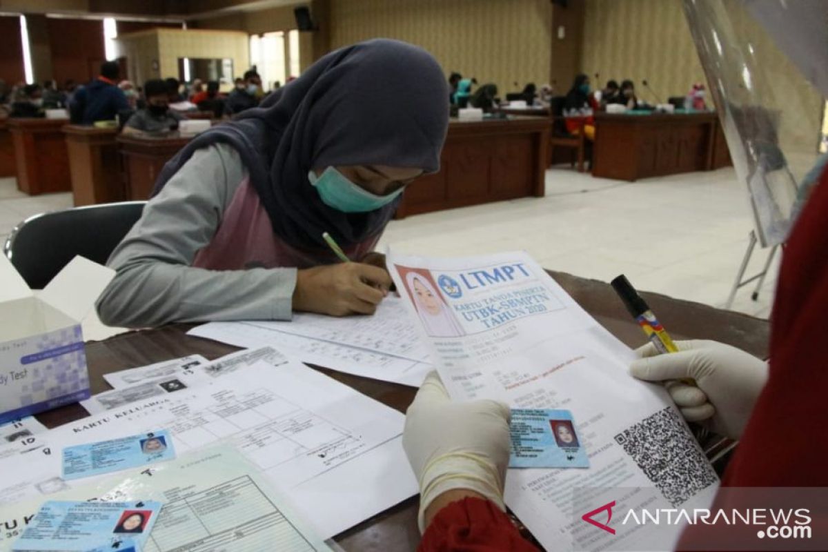 Pemkab-Pemkot Probolinggo gratiskan rapid test peserta UTBK