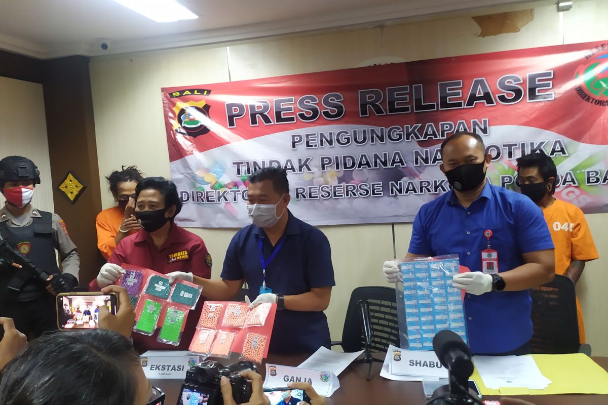 Polda Bali tahan dua pengedar narkotika sindikat Vietnam-Malaysia-Indonesia