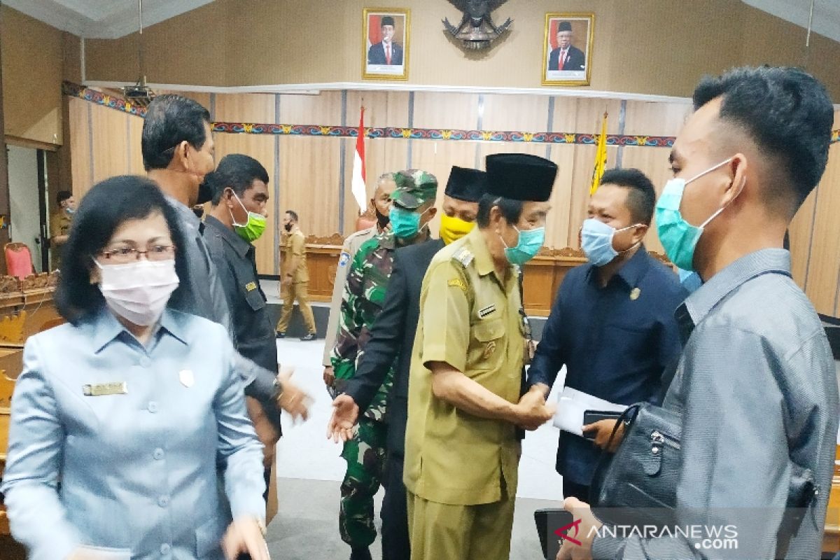 Bupati tidak hadir, penandatanganan Raperda Pertanggungjawaban APBD Kotim ditunda