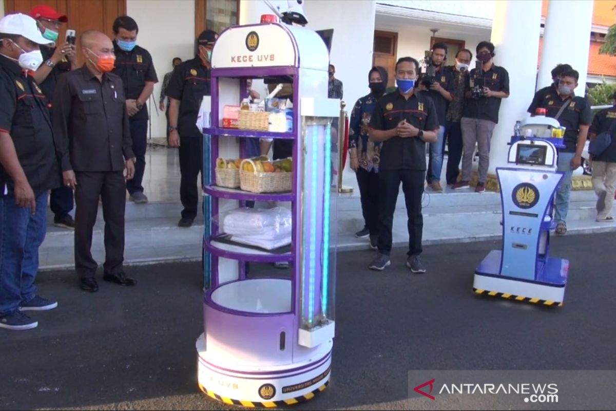 Unesa sumbang Robot KECE layani pasien COVID-19