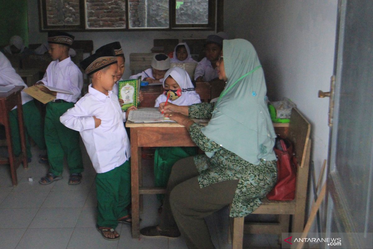 Madrasah diniyah di Kabupaten Lebak mulai terapkan belajar tatap muka