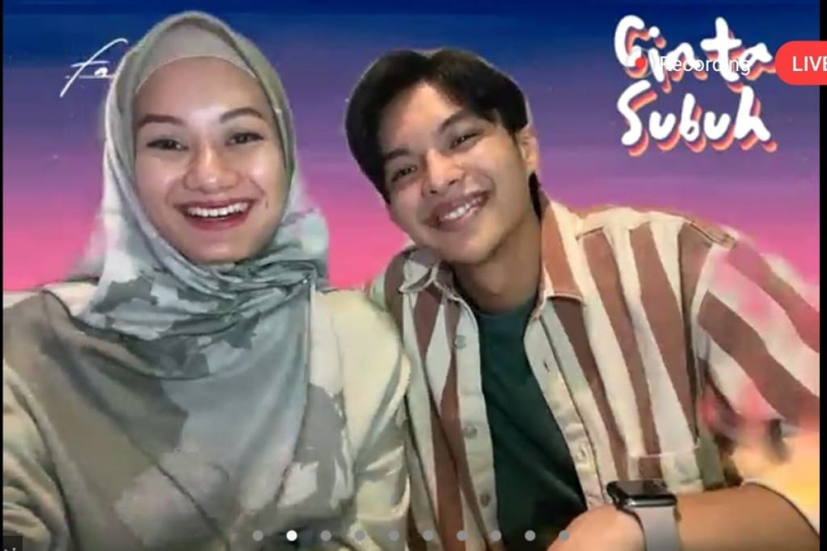 Film "Cinta Subuh" pasangkan pengantin baru Dinda Haw dan Rey Mbayang