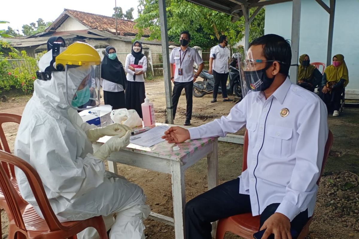 150 jajaran pengawas pemilu di Bangka Tengah ikuti rapid test