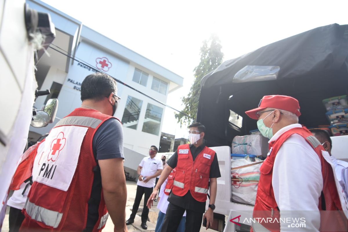 PMI Sulsel distribusikan bantuan bagi korban banjir Luwu Utara