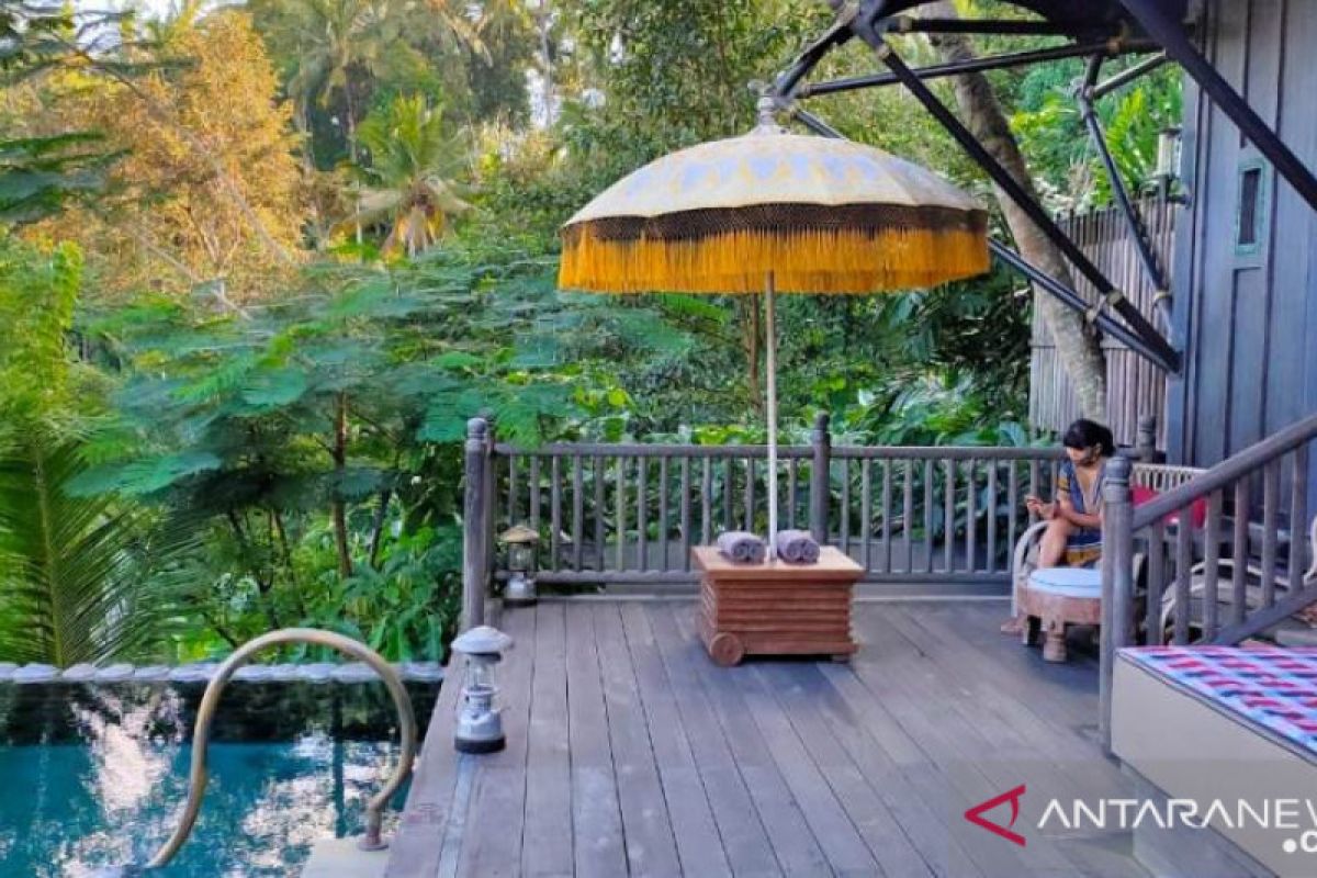 Hotel Capella Ubud Bali  terbaik versi majalah pariwisata