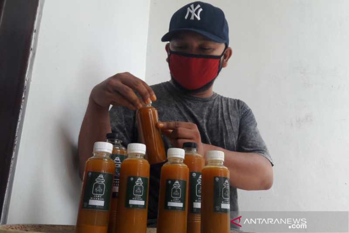 Sepi kegiatan, seniman Magelang beralih geluti jamu akibat terdampak COVID-19