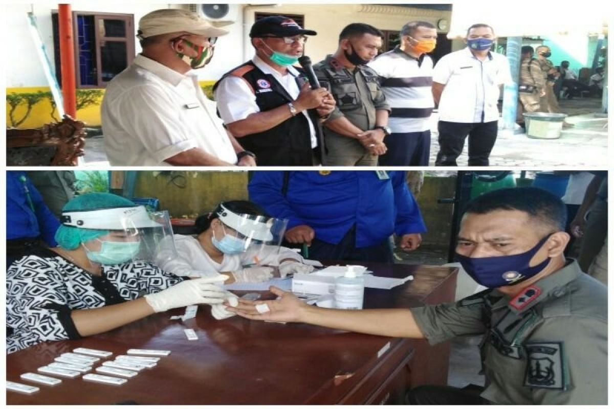 Jajaran Satpol PP Tebing Tinggi lakukan tes cepat COVID-19