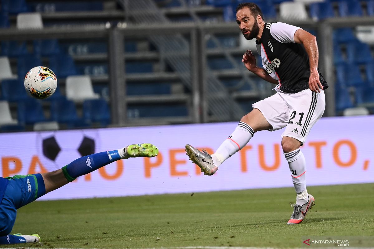 Juventus telah resmi melepas Gonzalo Higuain