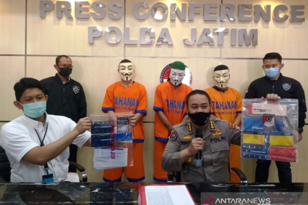 Polda Jawa Timur bongkar manipulasi dokumen elektronik Rp8,6 miliar