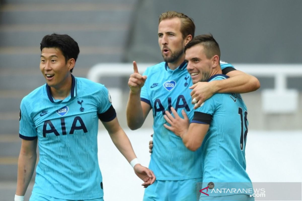 Tottenham kian panaskan persaingan zona Eropa setelah tundukkan Newcastle 3-1