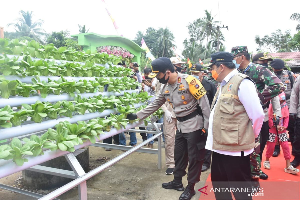 S Kalimantan Police Chief appreciates HST's Batu Tangga resilient village