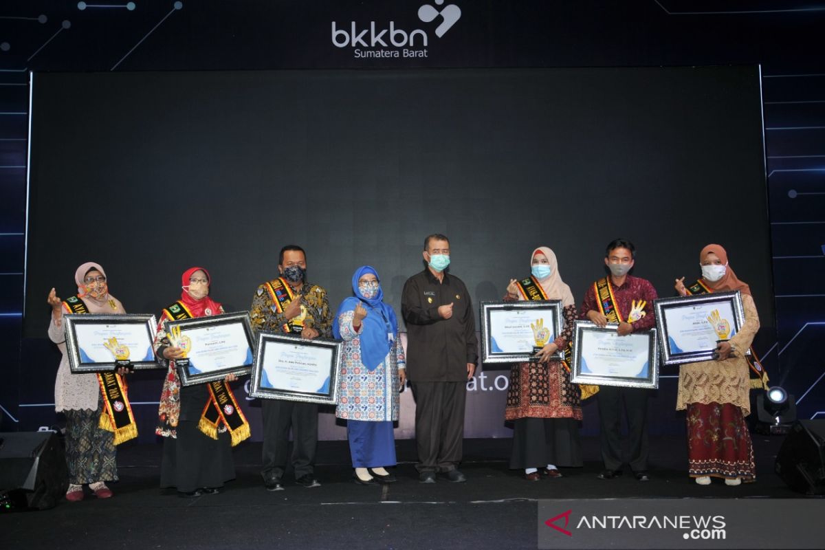Nasrul Abit bagikan genre Awards Sumatera Barat tahun 2020