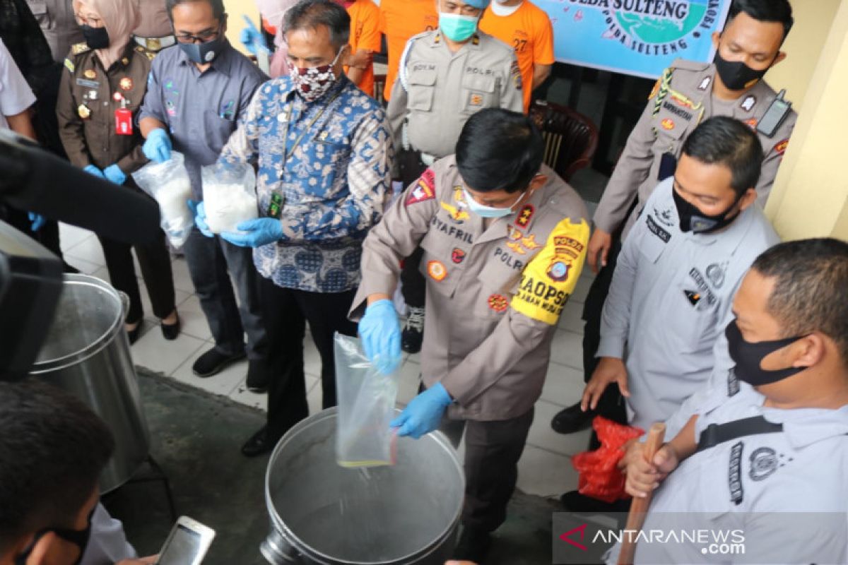 Polda Sulteng musnahkan barang bukti narkoba 25 kilogram