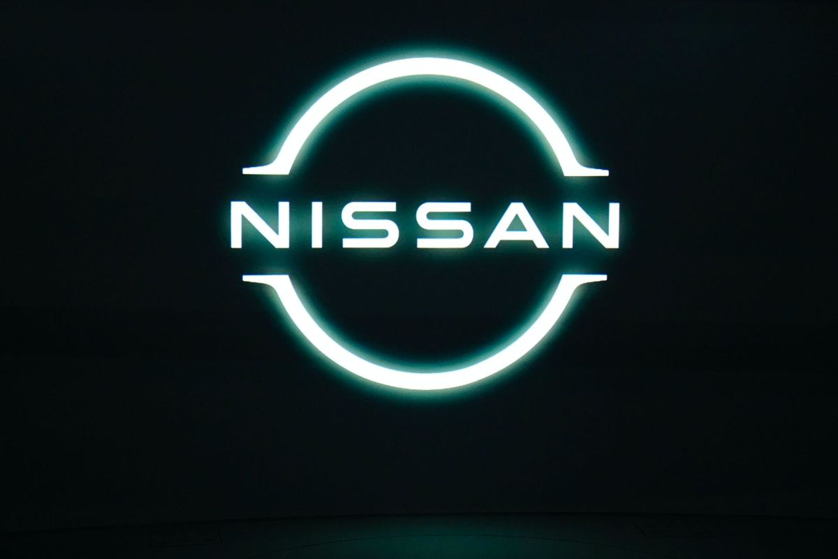 Pertama kali dalam 20 tahun, Nissan luncurkan logo baru