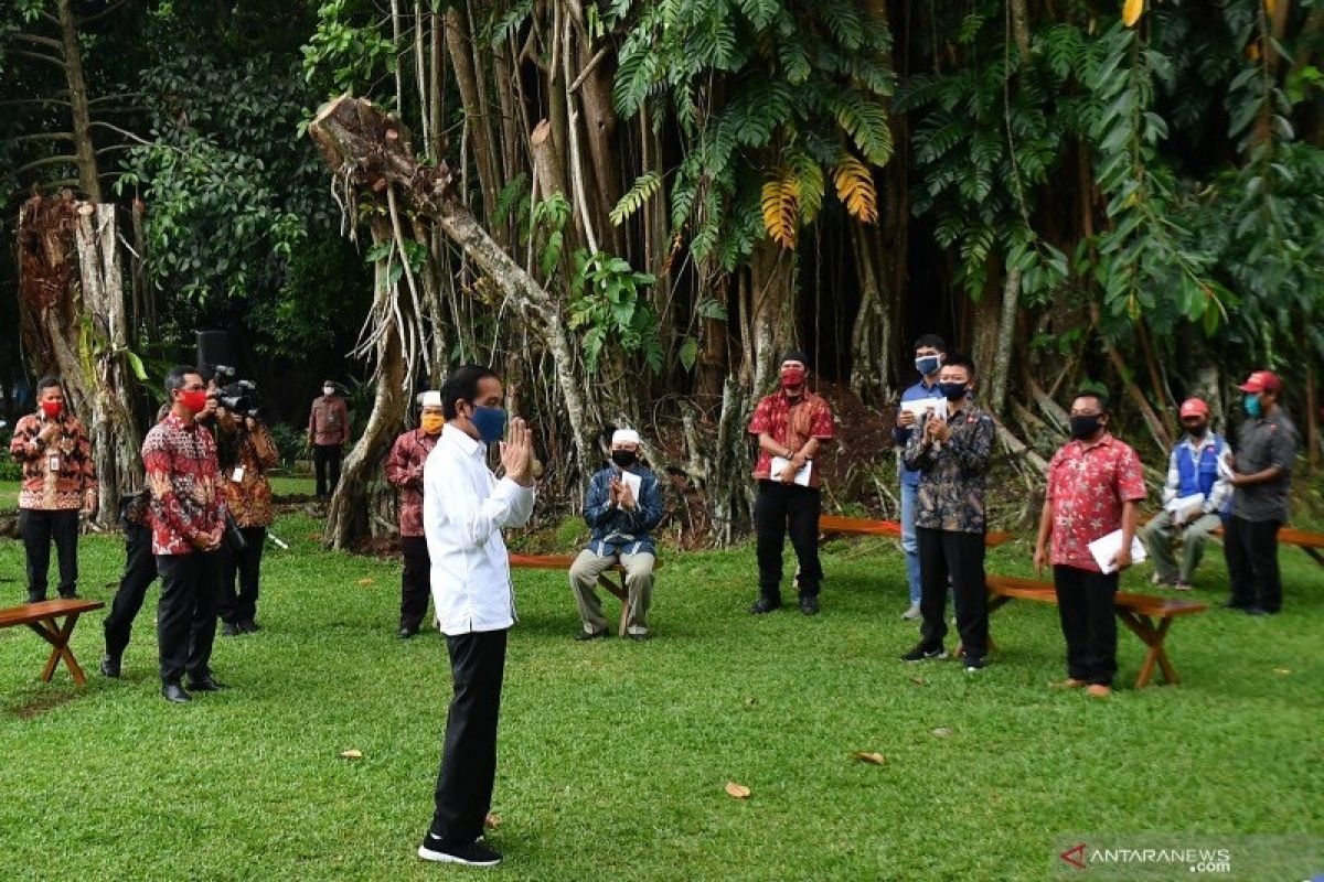 Presiden Joko Widodo: Indonesia tidak bisa berharap dari investasi, tetapi belanja pemerintah