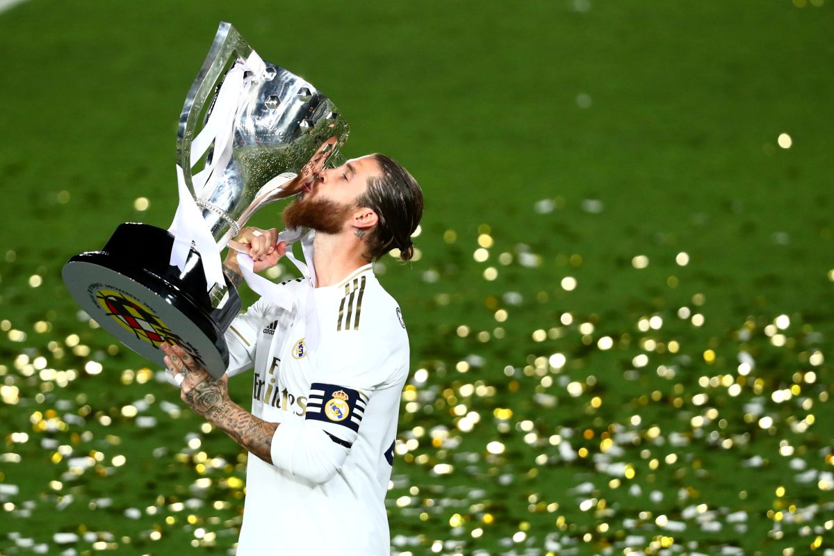 Usai raih gelar La Liga, Sergio Ramos nyatakan akan terus bersama Madrid sampai gantung sepatu