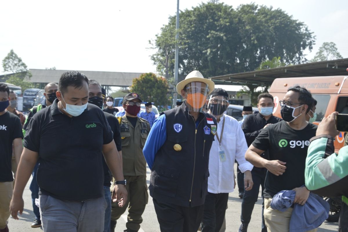 Pemprov Banten gelar test SWAB bagi pengojek online