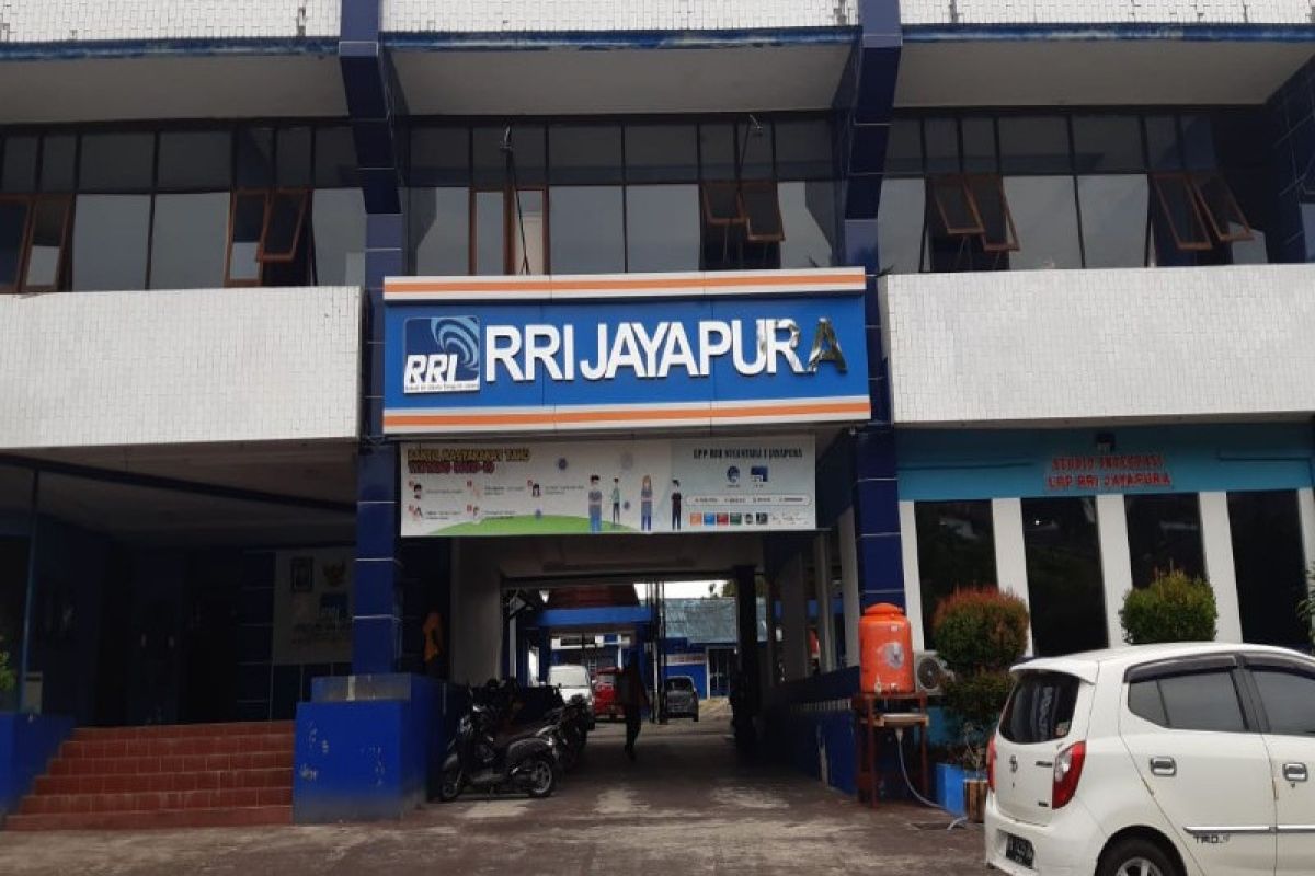 Zona merah COVID-19, RRI Jayapura hentikan siaran