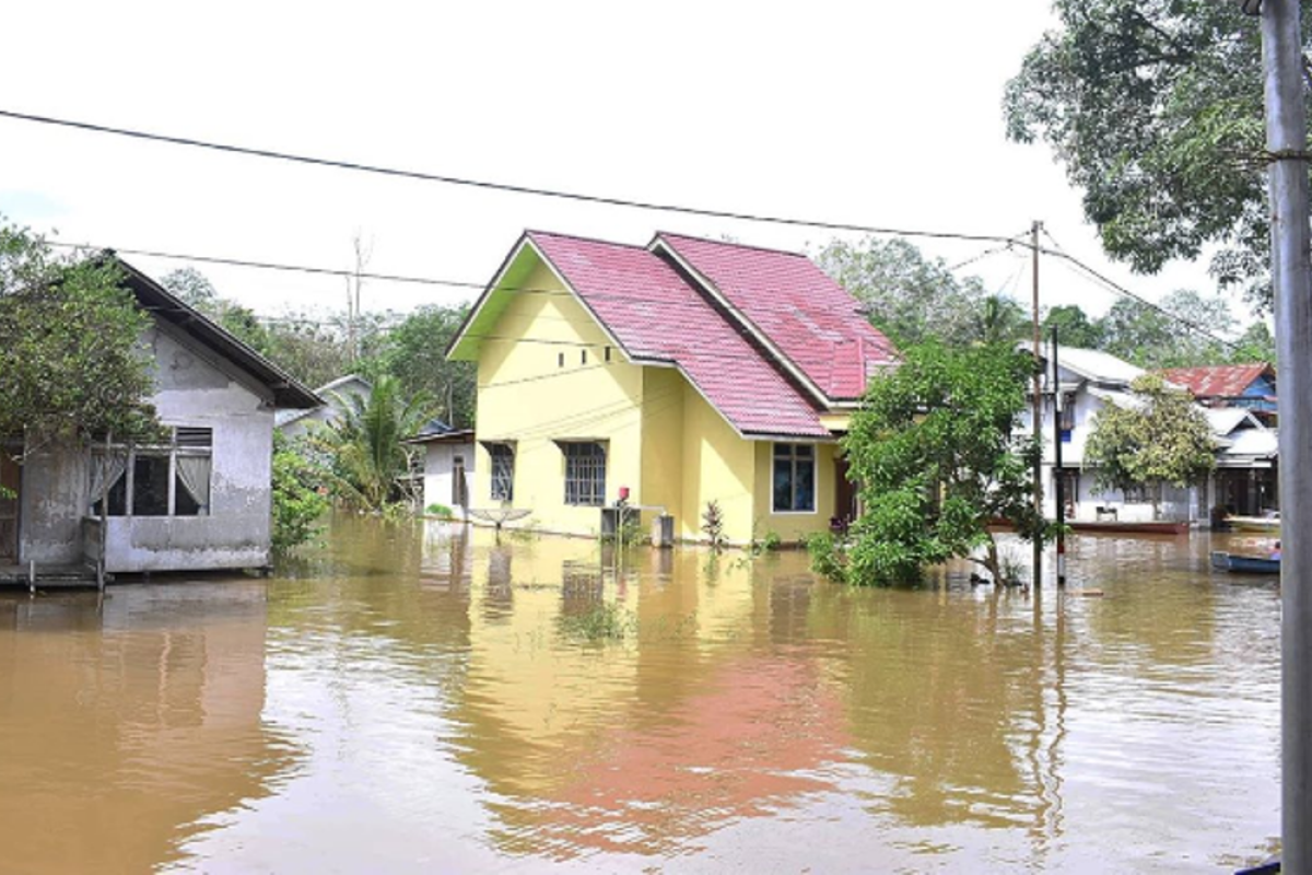 Sintang mulai terendam banjir