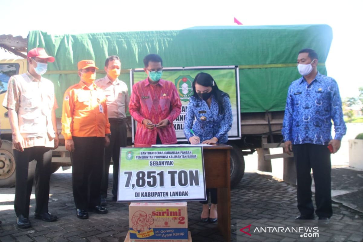 Pemprov Kalbar bantu 7,851 ton beras kepada korban banjir di Kabupaten Landak