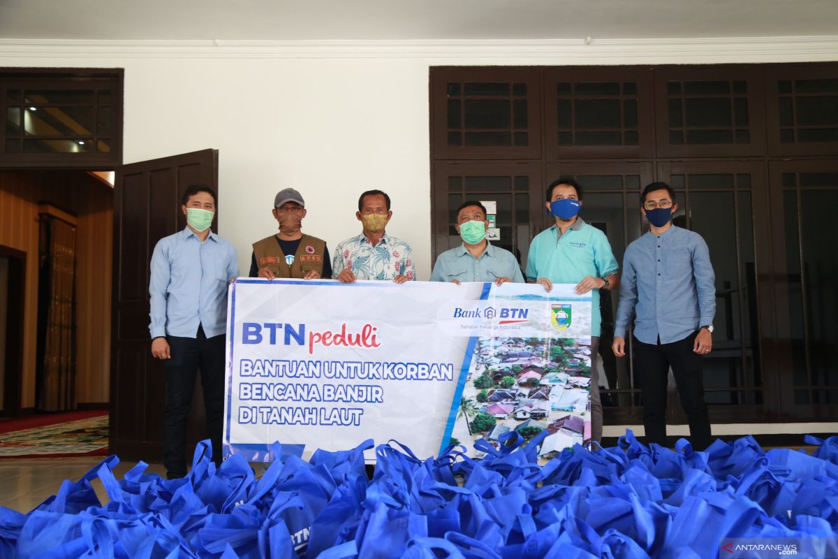 BTN bantu 100 paket sembako